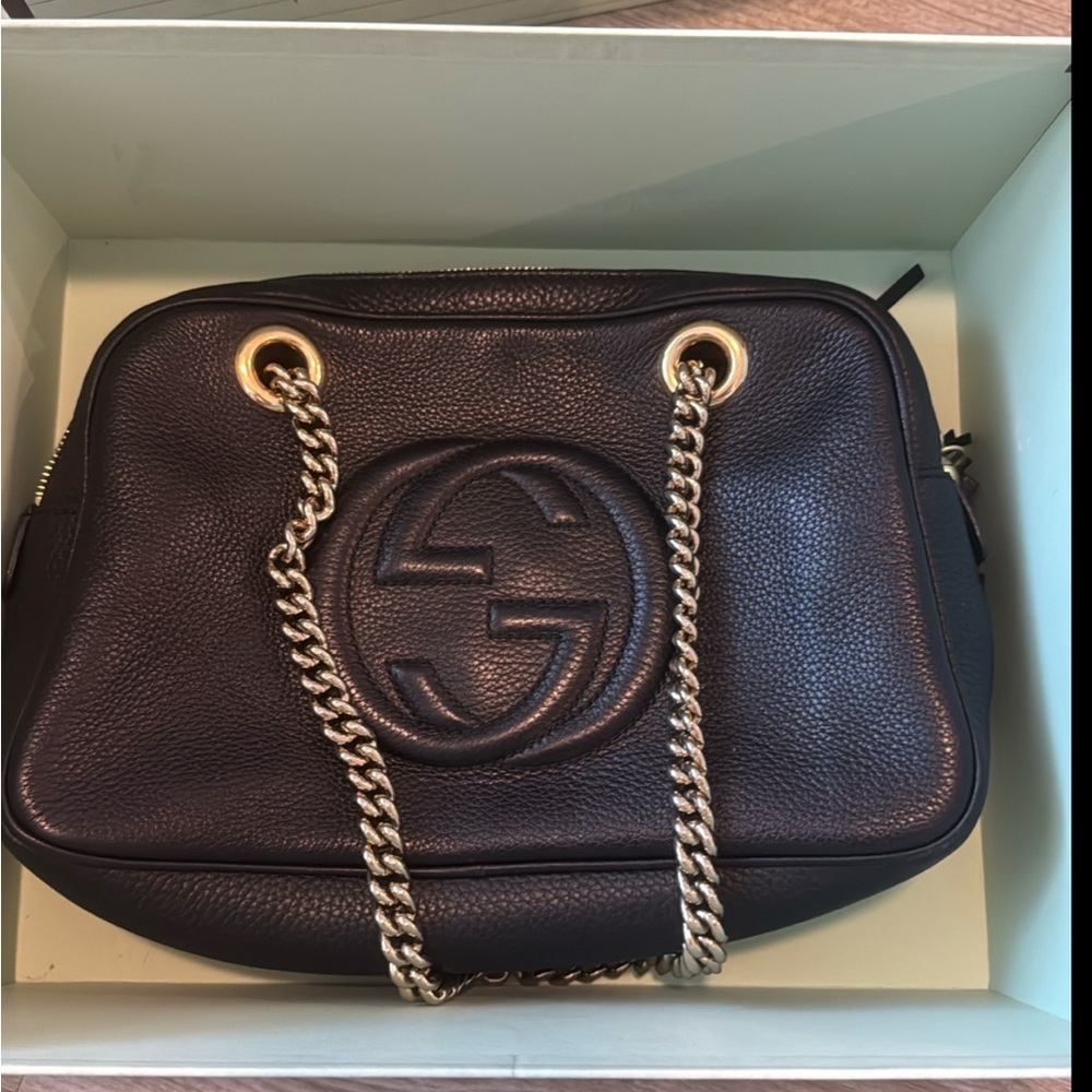 Gucci Black Leather Crossbody Bag with Gold Chain